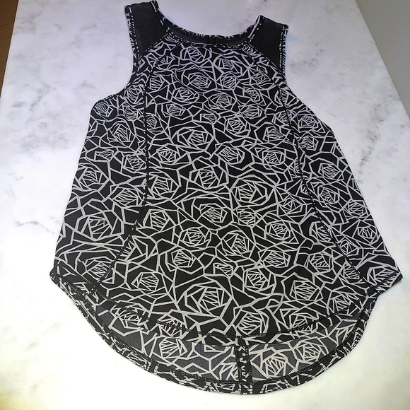 Lululemon Tank Top - Picture 5 of 7